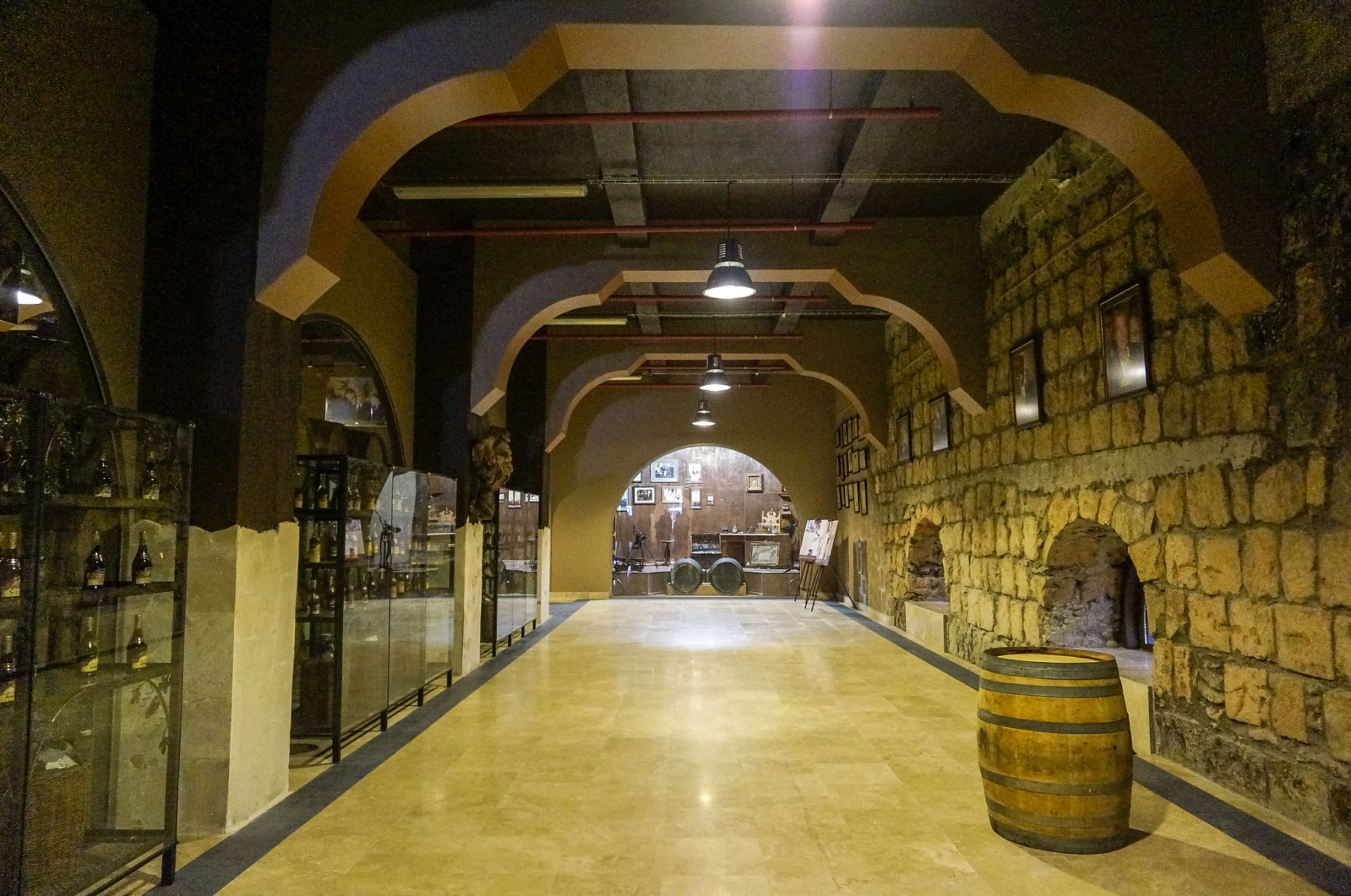 Yerevan (Ереван)